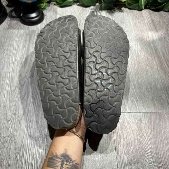 Birkenstock Arizona Soft Bed Leather Metallic Green Women Sandals Size 40 US 9 - Picture 6 of 6